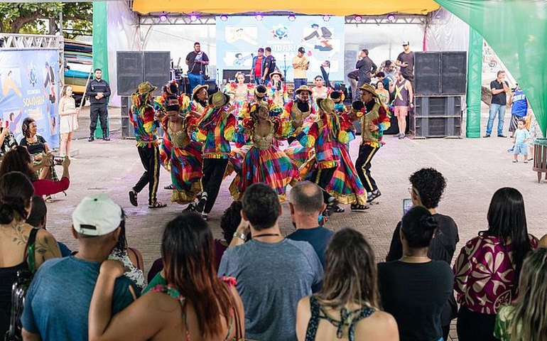 Continuam, neste domingo, as atrações culturais gratuitas na orla de Ponta Verde