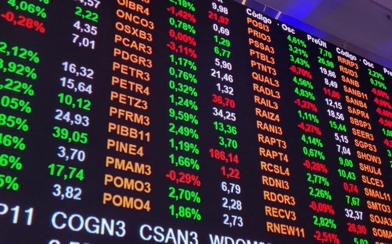Exterior e espera de detalhes de arcabouço fiscal animam Ibovespa
