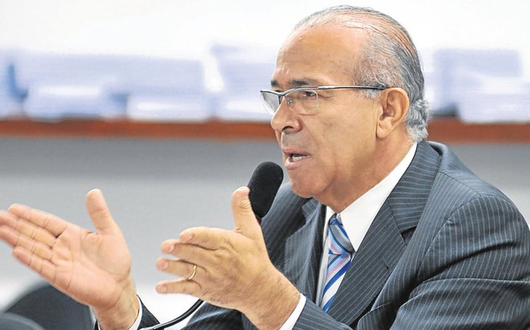 Padilha diz que cabe ao STF intermediar diálogo entre Judiciário e Legislativo