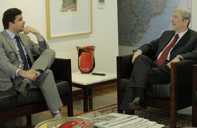 Prefeito Rui Palmeira vai a Brasília cobrar liberação de recursos