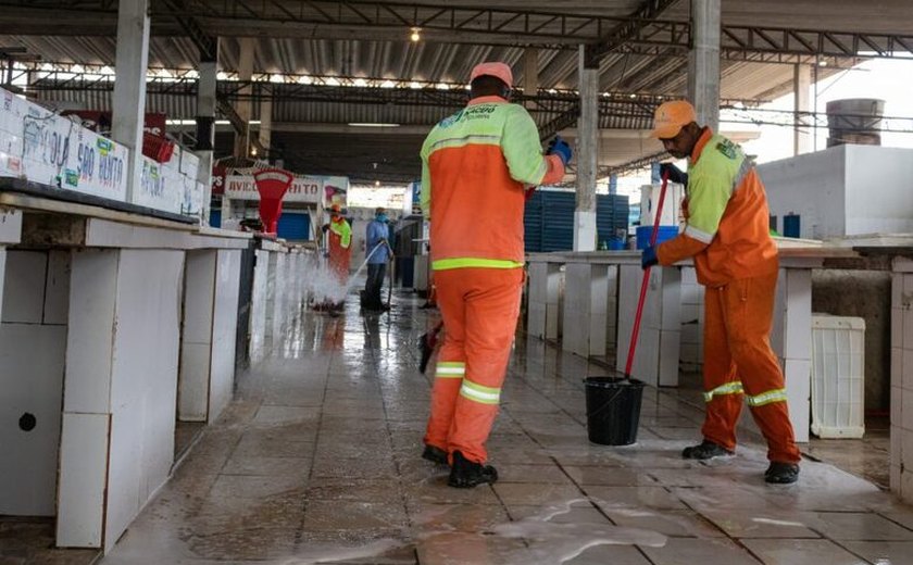 Mercado do Jacintinho fecha para serviços de limpeza e desinfecção nesta segunda-feira (24)