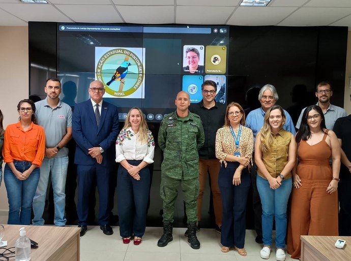 MPAL e órgãos ambientais iniciam Plano de Ação para preservar e reintroduzir Pintor-sete-cores em reservas de Mata Atlântica em Alagoas