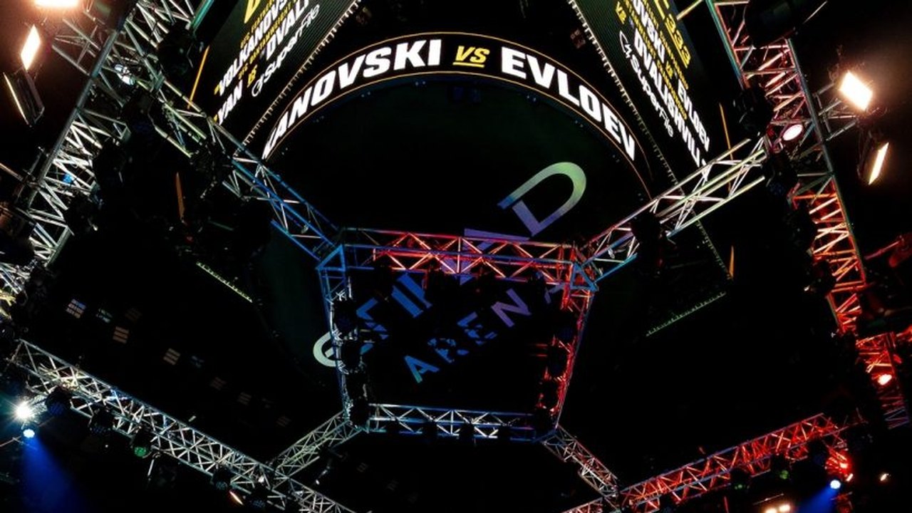 UFC 333: Volkanovski e Yan mantêm cinturões em Abu Dhabi
