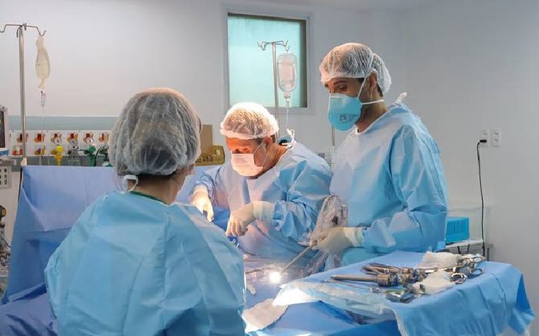 Projeto torna crime procedimento médico ou dentário não autorizado pelo paciente