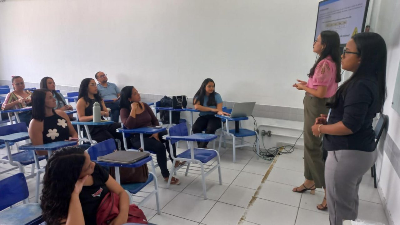 Secretaria de Saúde realiza minicurso sobre síndromes hipertensivas na gestação