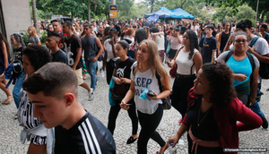 Estudantes Foto Fernando Frazão Agência Brasil