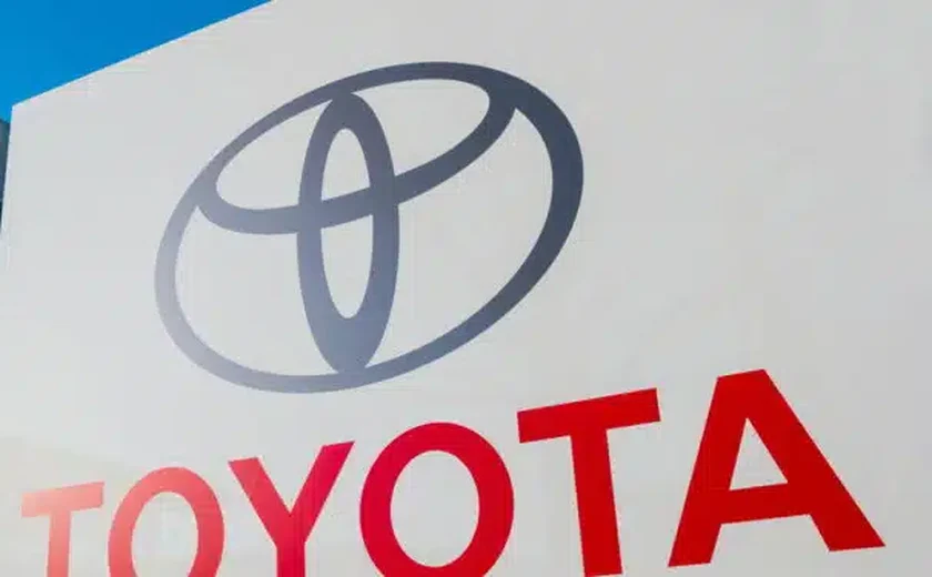 Toyota Yaris Cross híbrido chega ao Brasil em julho com promessa de 30 km/l