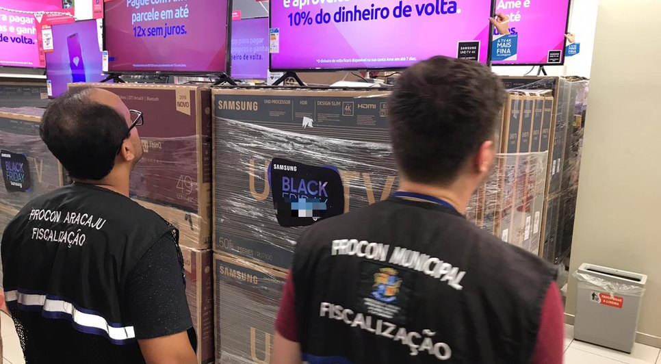 PROCON FISCALIZAÇÃO BLACK FRIDAY / Foto: ASCOM SEMDEC