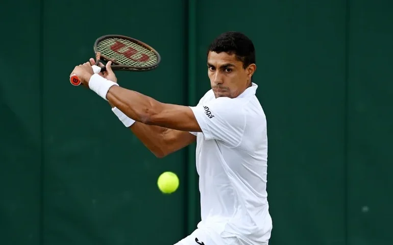 Thiago Monteiro estreia com vitória no Rio Open; Felipe Meligeni e Gustavo Heide perdem
