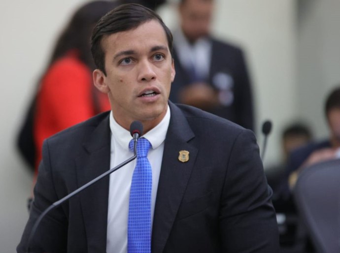 Delegado Leonam aponta crise no setor de segurança pública do Estado