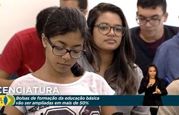 Bolsas de formação de professores serão ampliadas acima de 50%.