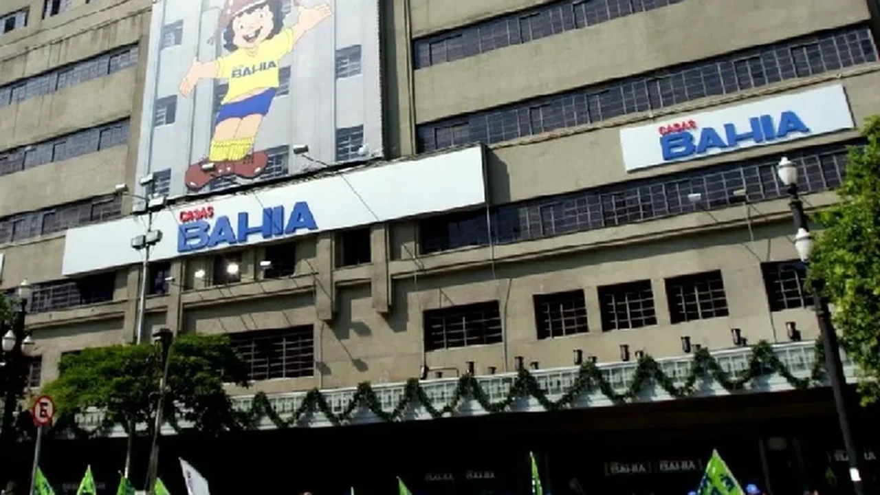 Casas Bahia reverte lucro e registra prejuízo de R$ 555 mi no 2º trimestre