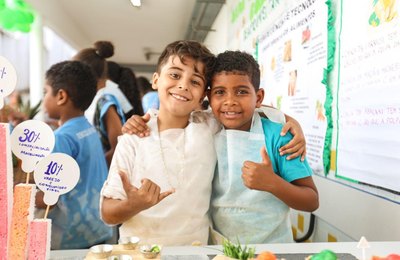 Escolas da rede municipal participam da Caminhada da Paz, neste sábado