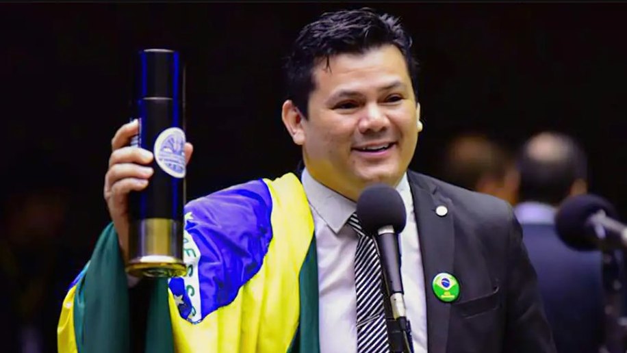 Deputado Gilvan da Federal tem mandato suspenso por três meses
