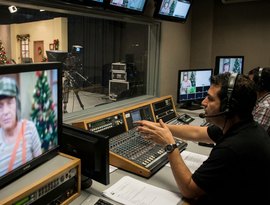 SBT substitui especial de Zezé Di Camargo por episódio inédito de Chaves