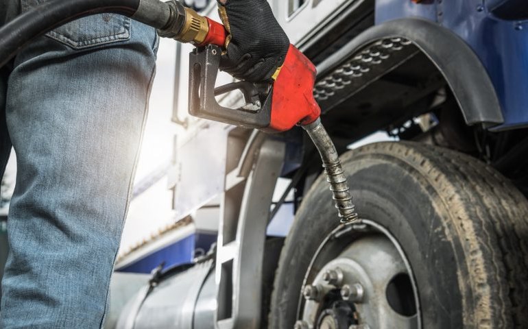 Diesel S-10 tem alta de 0,32% no início de novembro apesar da Petrobras, mostra IPTL