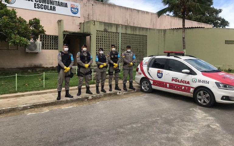 784 militares fiscalizam o cumprimento do Decreto de Situação de Emergência