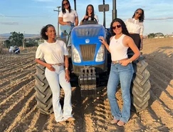 Estudantes de Zootecnia da Uesb.jpeg 