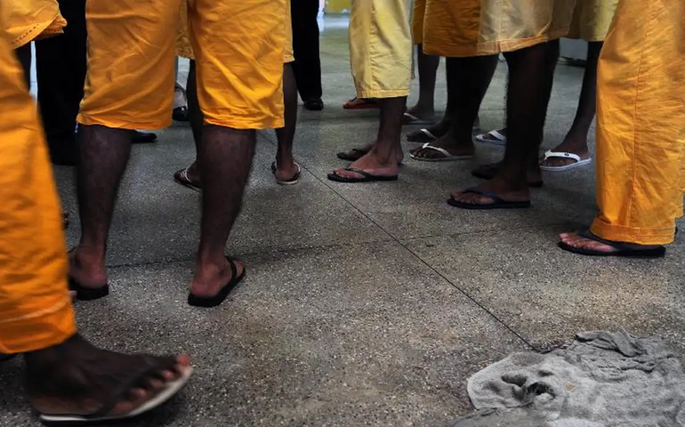 Fuga de 16 presos na Bahia teve ataque com fuzis