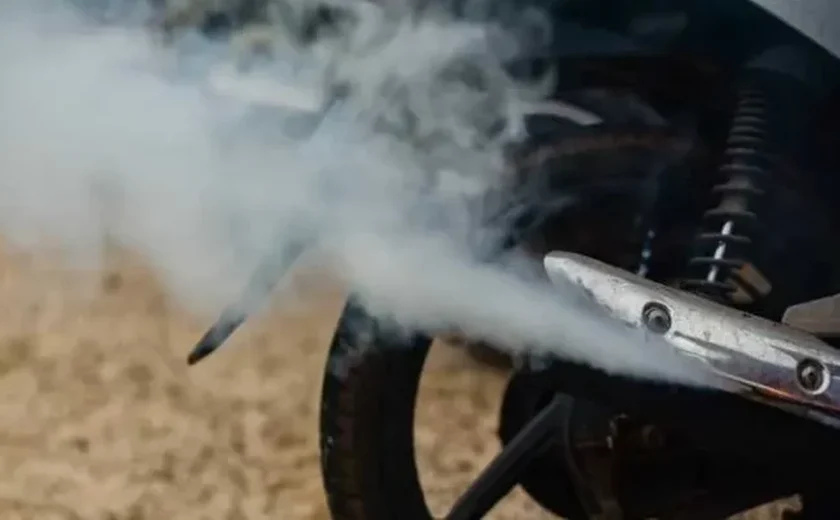 Motociclista é autuado por perturbação do sossego e dirigir sem habilitação em Feira Grande