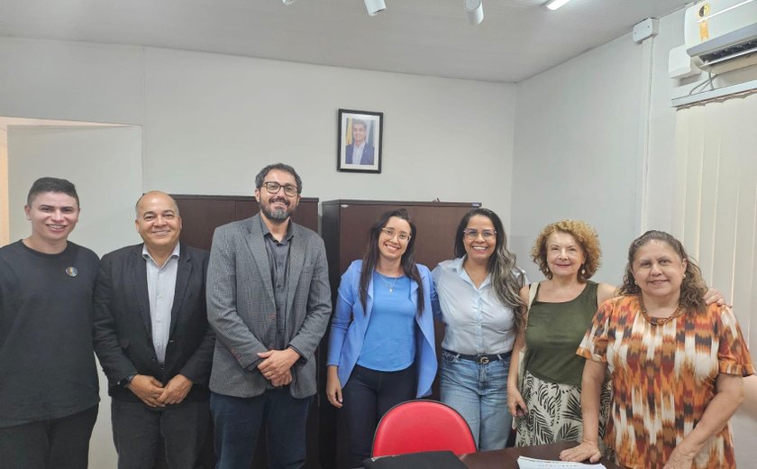 Semed discute com Ufal participação em evento científico sobre educação básica