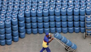 Gás de cozinha fica mais barato a partir desta quinta-feira / Foto: Foto: Reuters/Caetano Barreira