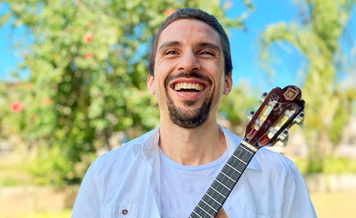 Salomão Miranda convida os amantes da música para o espetáculo "Verde-Cavaquinho"