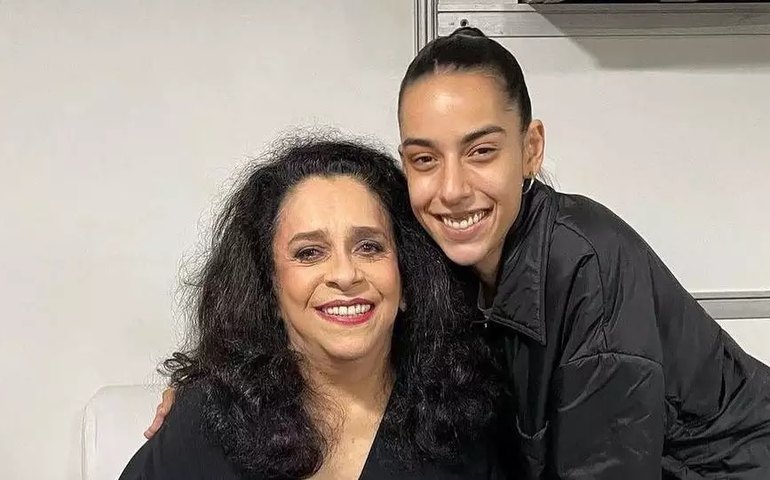 Última música gravada por Gal Costa, com Marina Sena, será lançada na sexta-feira