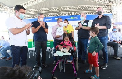 Em Maceió, Governo Federal entrega 480 moradias a famílias de baixa renda