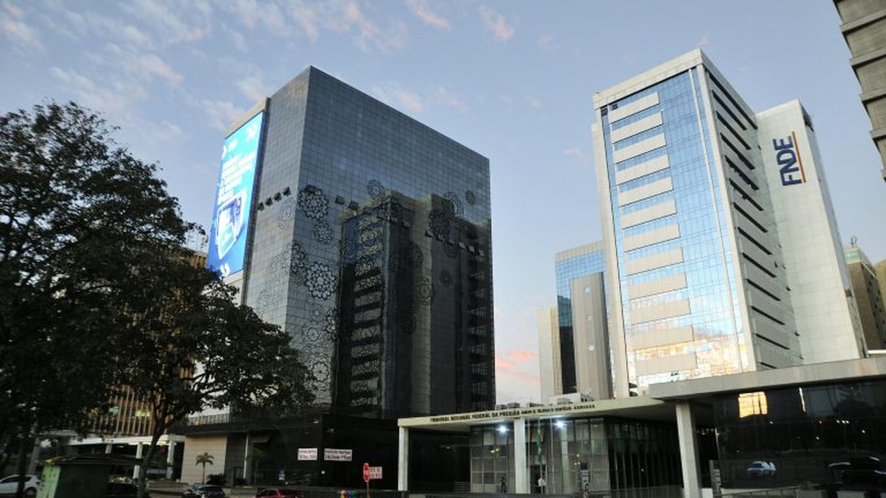 Medida provisória prevê a retomada de obras em 3,5 mil escolas no País