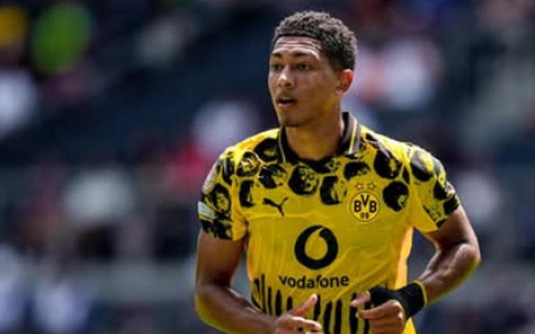 Jobe Bellingham cumpre suspensão e fica fora de duelo contra irmão famoso no Mundial de Clubes