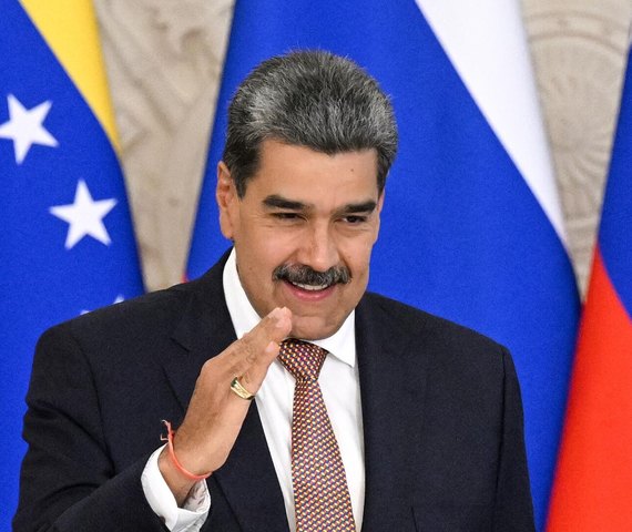 Maduro envia mensagem em inglês ao povo dos Estados Unidos: 'Paz para a América'