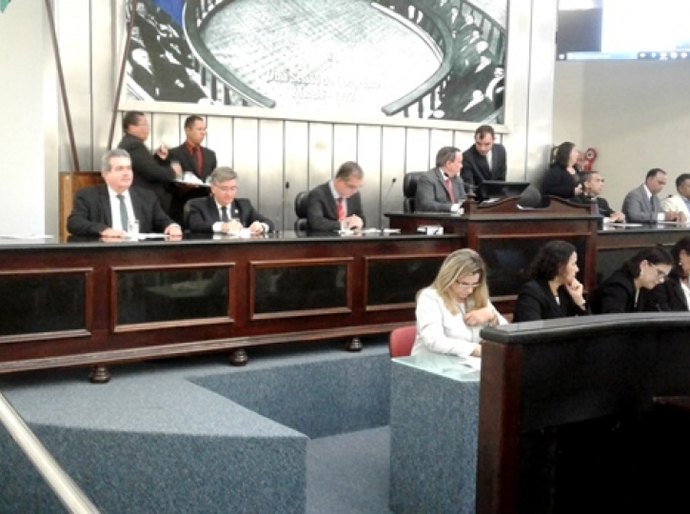 Secretário de Agricultura destaca na ALE parceria entre Estado e Banco do Brasil