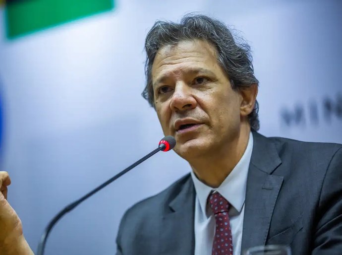 Haddad: bets ganham fortuna, mas mandam dinheiro para fora do país