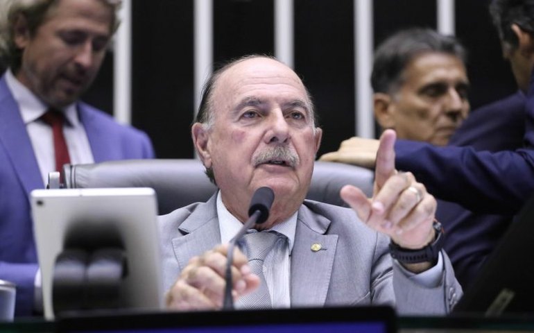 Comissão aprova uso de tecnologias avançadas na reabilitação de pessoas com deficiência