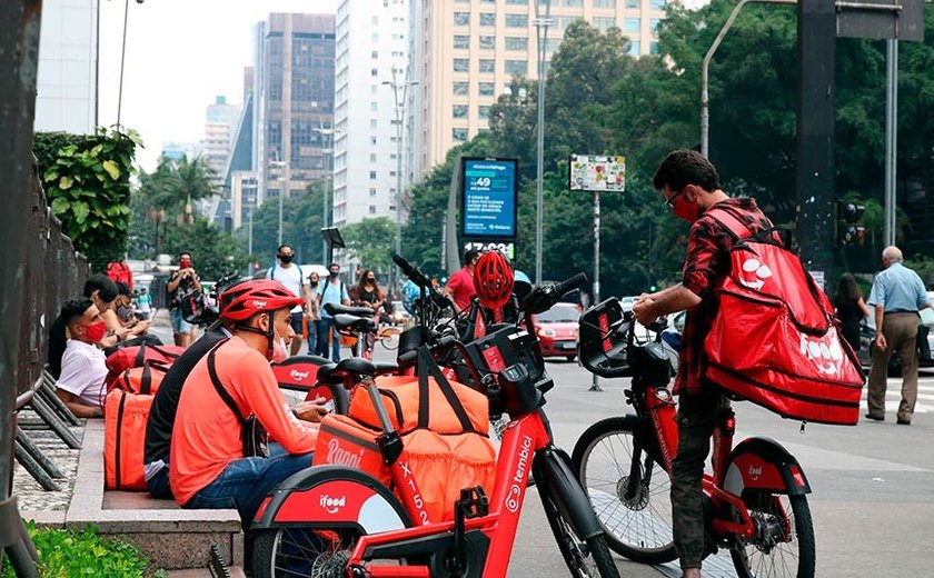 Entregadores de aplicativos articulam paralisação