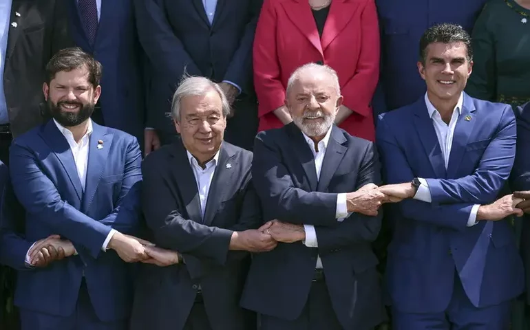 Lula defende projeto de biocombustíveis entre Brasil e Itália