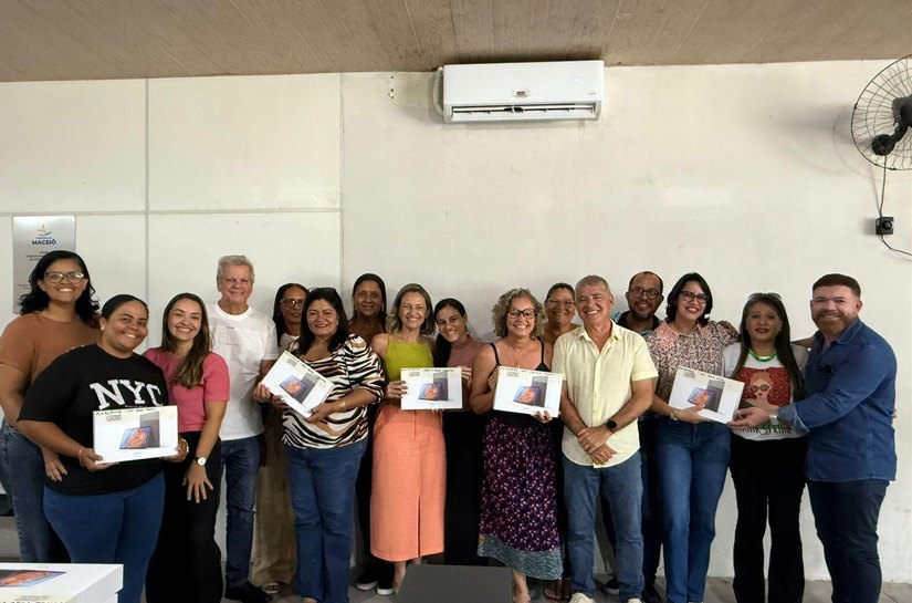 Entrevistadores do Cadúnico recebem tablets para otimizar cadastros feitos em domicílio