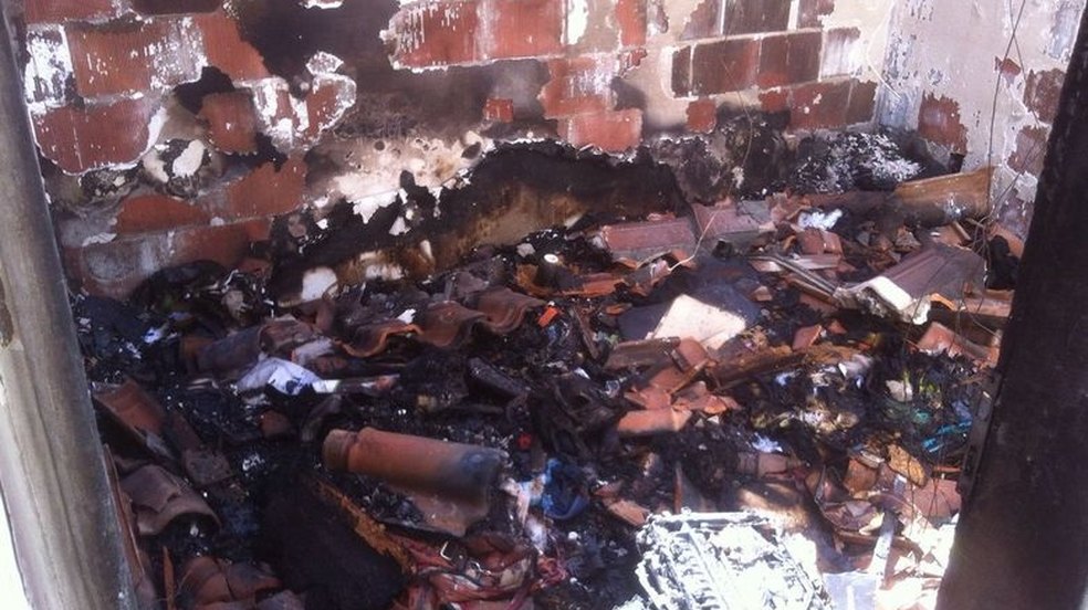 Em Maceió, dois apartamentos ficam parcialmente destruídos após incêndio