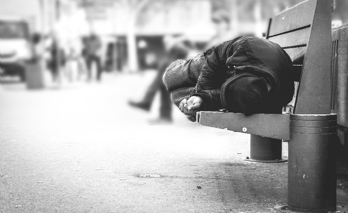 Frio e chuva: Ministérios Públicos e Defensoria recomendam medidas urgentes para proteger população em situação de rua em Maceió