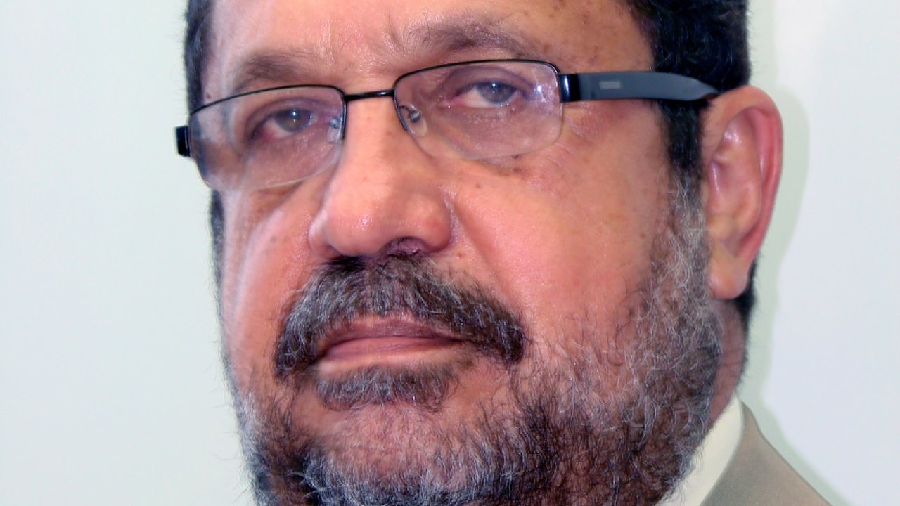 Jornalista Pedro Oliveira escreve  segundo livro sobre as eleições no Brasil