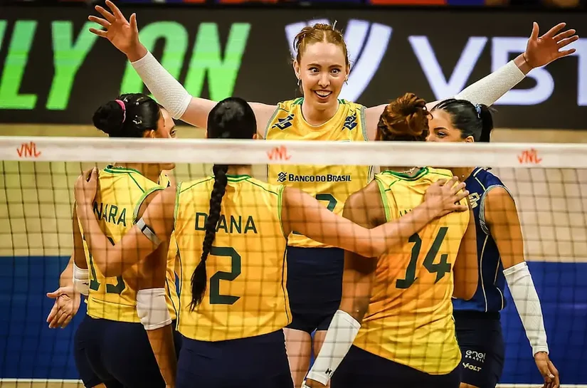 Após êxito na estreia, Brasil volta a jogar à noite na Liga das Nações de Vôlei