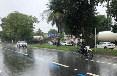 SMTT orienta sobre os cuidados ao transitar durante os dias de chuvas