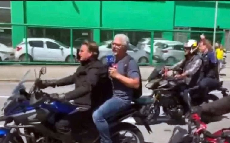 Em Recife, Bolsonaro repete ataques e convoca apoiadores para o dia 7 de setembro