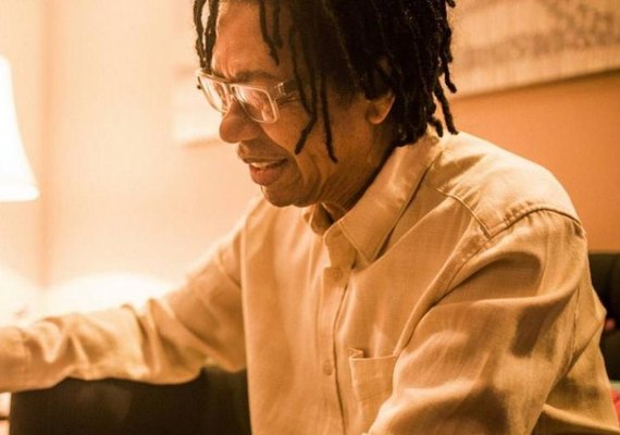 Djavan lança novo CD “Vidas pra Contar” na sexta-feira (06)