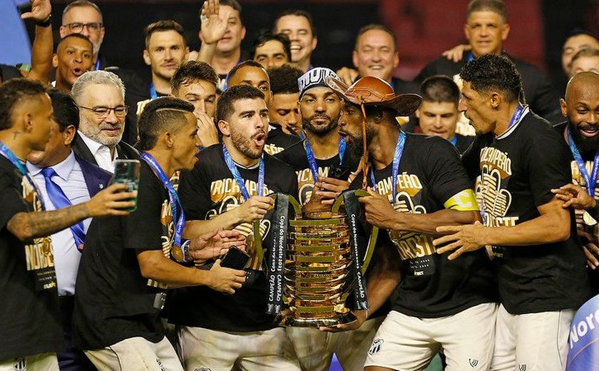 Ceará paga bicho milionário ao elenco após o título da Copa do Nordeste; veja valor
