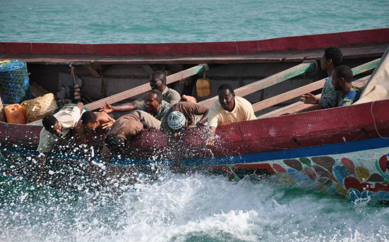 Após 40 dias à deriva, grupo de refugiados é resgatado em Cabo Verde