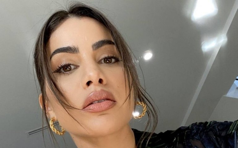 Camila Coelho divulga vídeo inédito sobre epilepsia: ‘guardei isso por anos’
