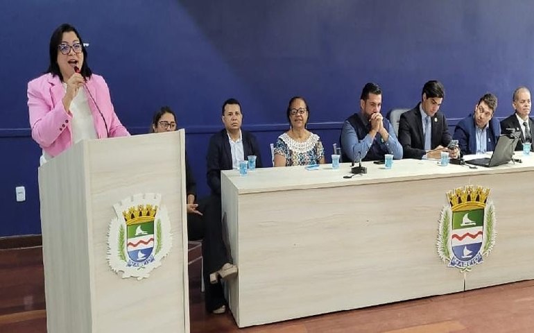 Audiência aborda descumprimento da lei em escolas privadas para matricular crianças com TEA