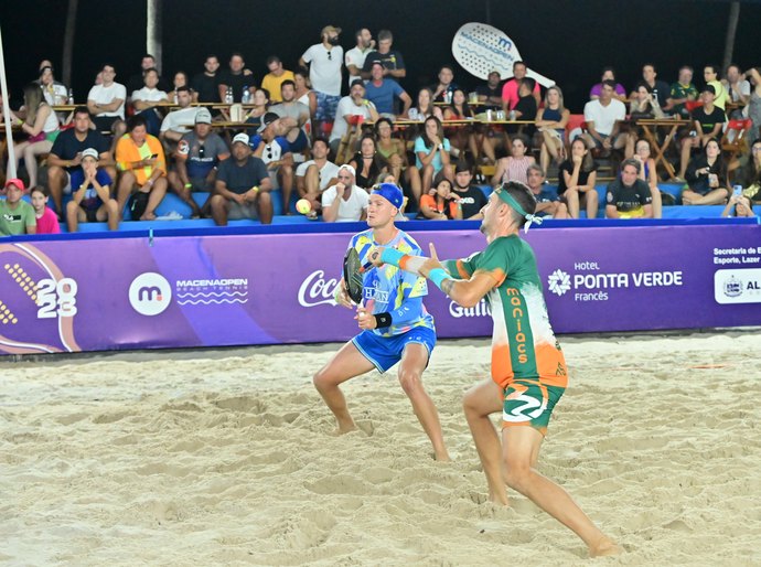 André Baran busca vaga nas quartas de final do Macena Open de Beach Tennis